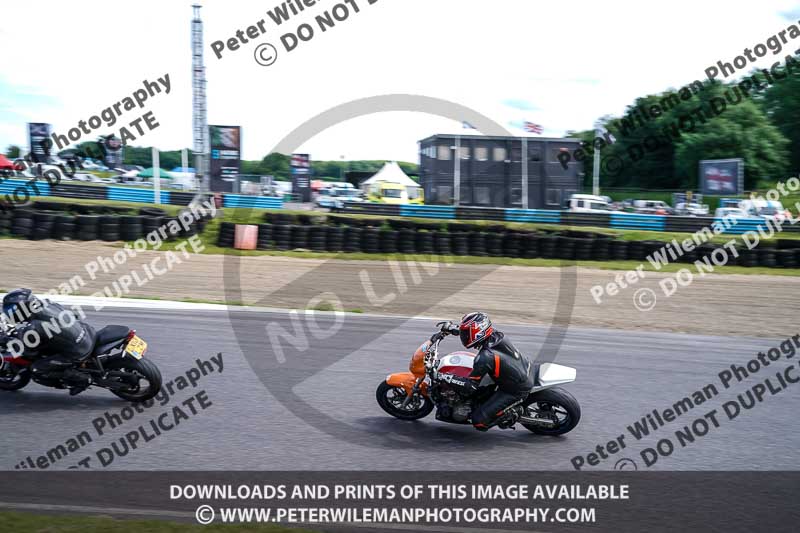 enduro digital images;event digital images;eventdigitalimages;lydden hill;lydden no limits trackday;lydden photographs;lydden trackday photographs;no limits trackdays;peter wileman photography;racing digital images;trackday digital images;trackday photos